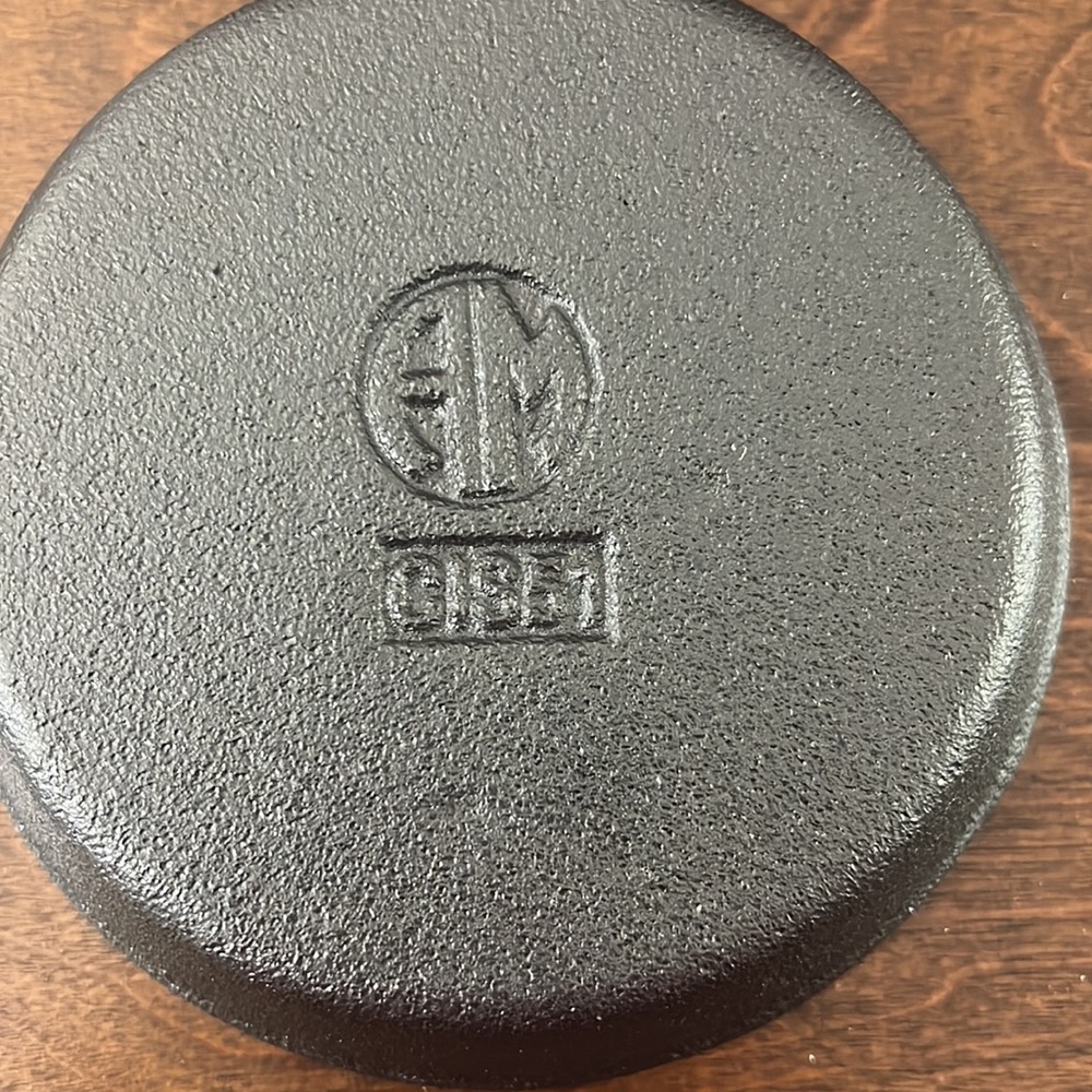 Mini cast iron fry pan - Picture 6 of 6
